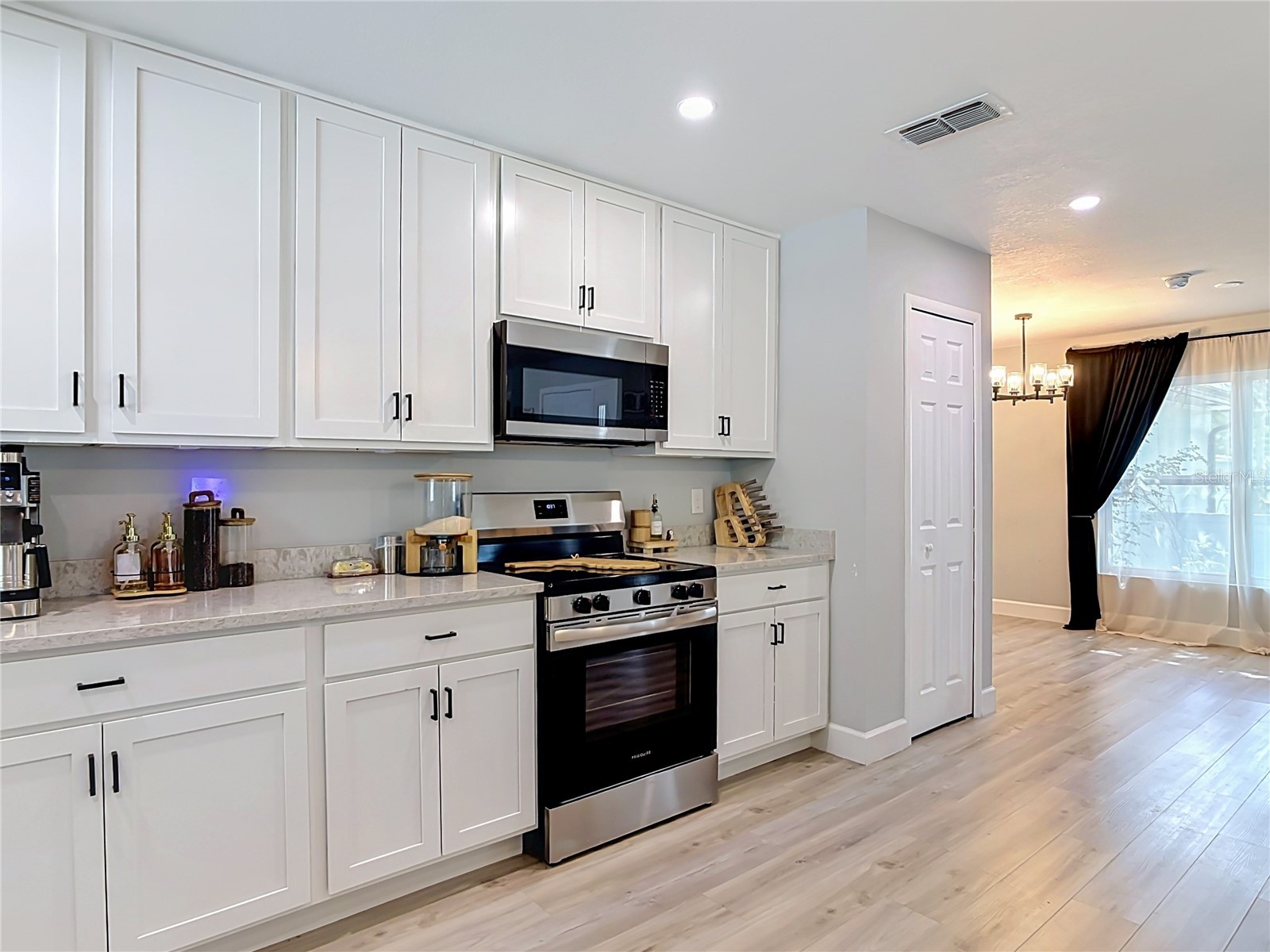 8676 Hillside Drive Orlando FL 32810 O6420306 image24