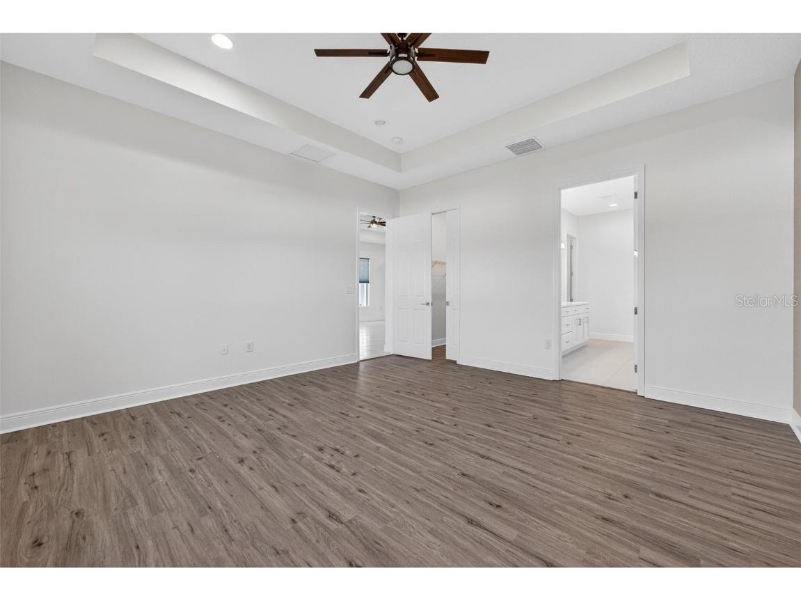 8677 Bridgeport Bay Circle Mount Dora FL 32757 O6348415 image40