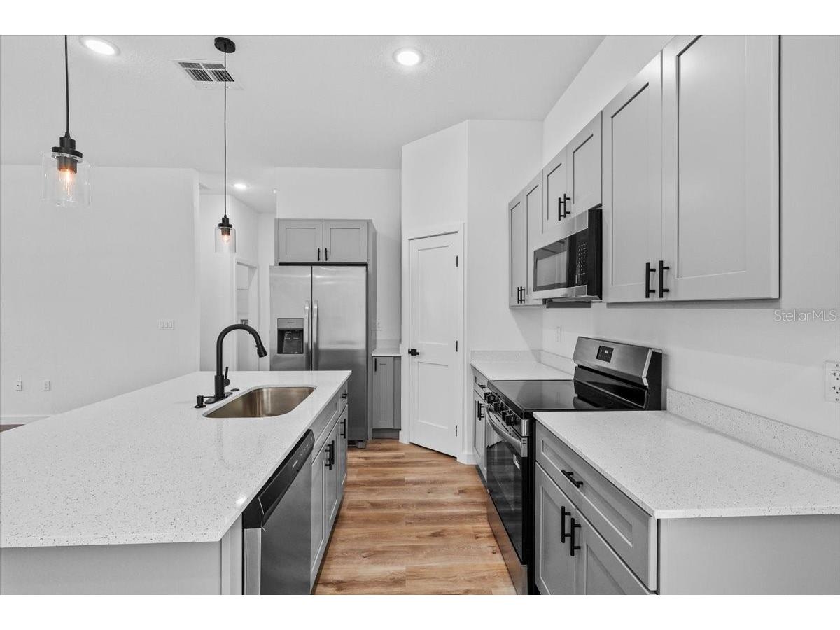 8677 N Circular Way Citrus Springs FL 34434 O6399298 image6