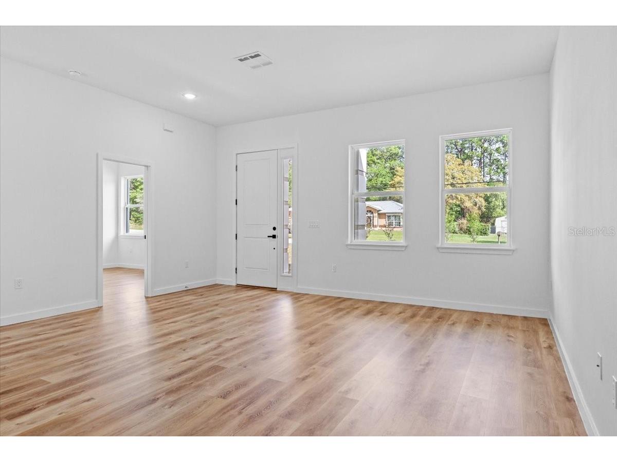 8677 N Circular Way Citrus Springs FL 34434 O6399298 image8