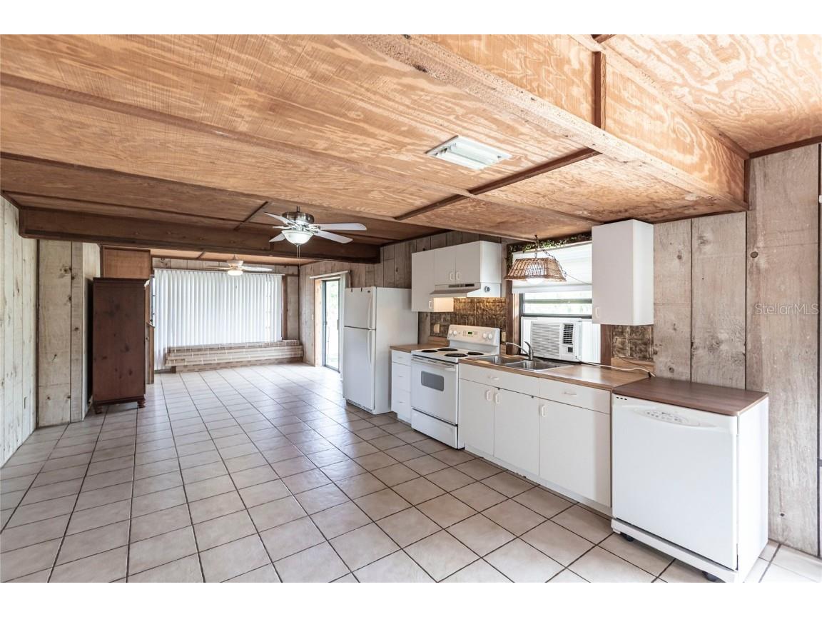 8677 Whispering Pines Drive Saint James City FL 33956 A4639928 image32