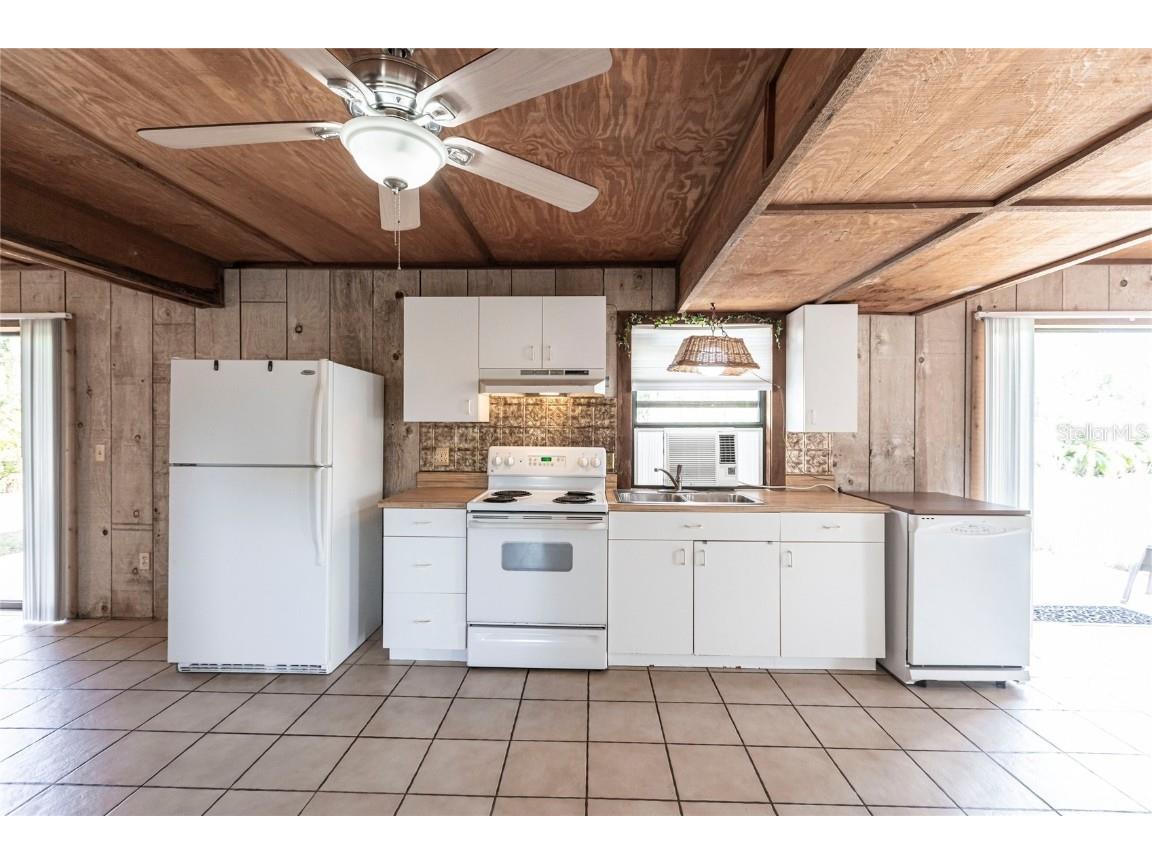 8677 Whispering Pines Drive Saint James City FL 33956 A4639928 image36