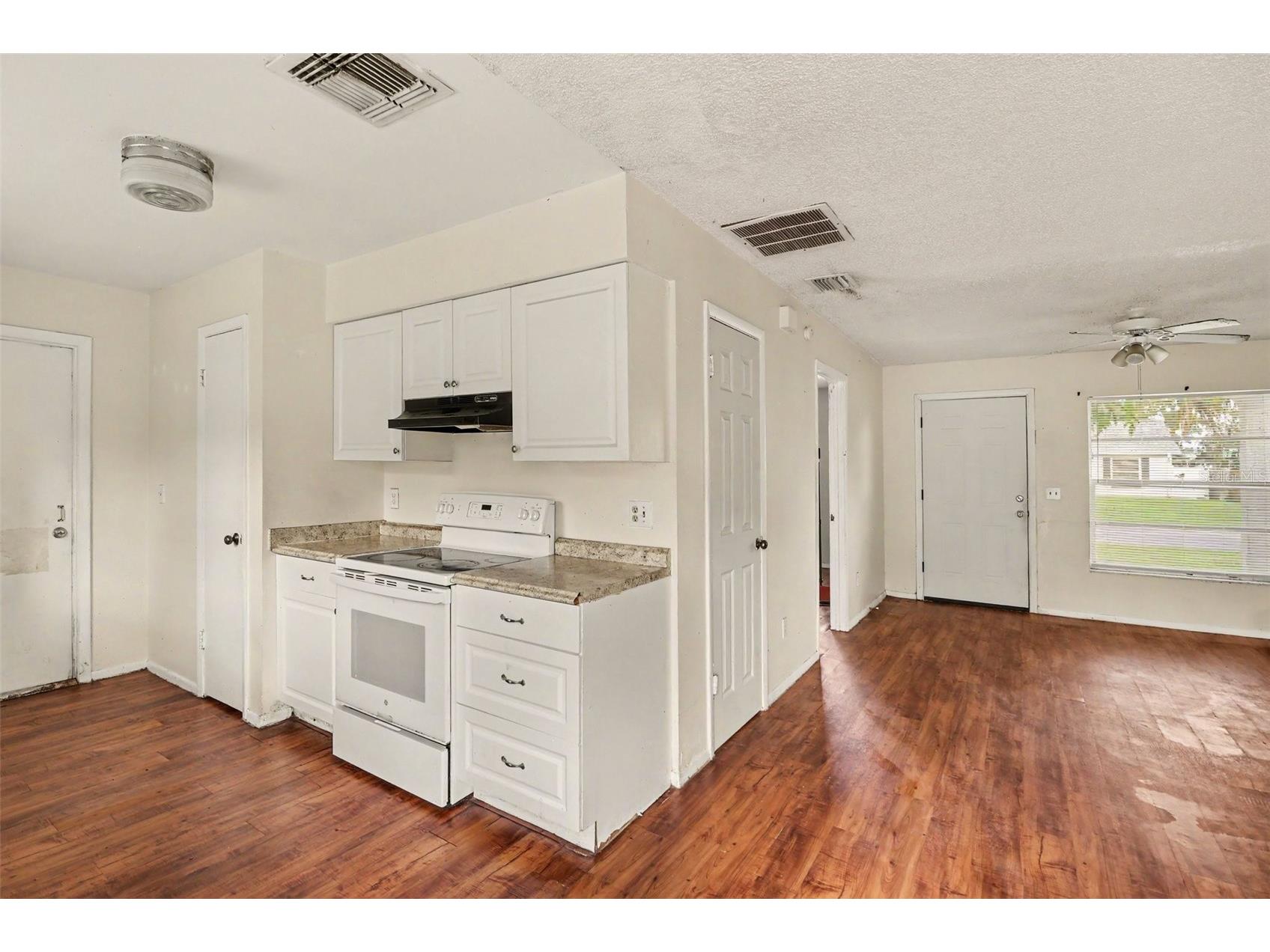 868 Aspenwood Circle Kissimmee FL 34743 TB8527039 image12
