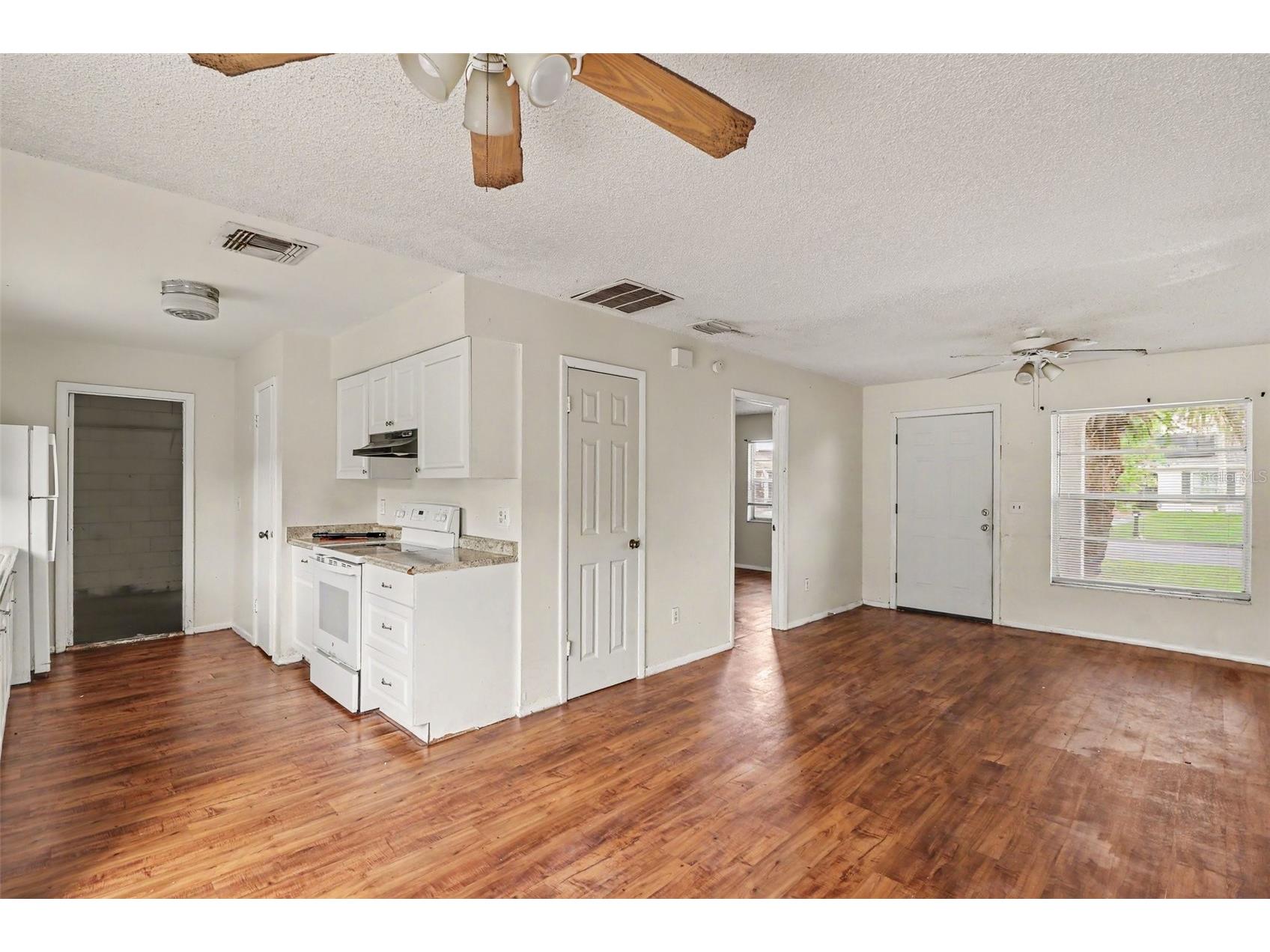 868 Aspenwood Circle Kissimmee FL 34743 TB8527039 image9