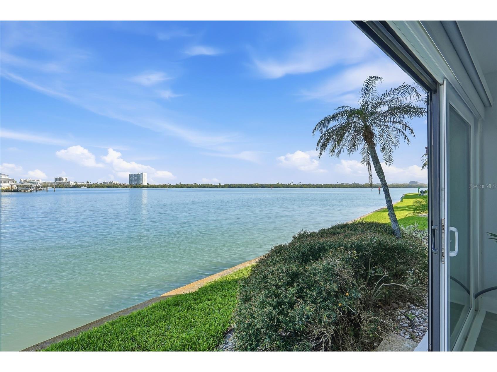 868 Bayway Boulevard #101 Clearwater Beach FL 33767 TB8488114 image1