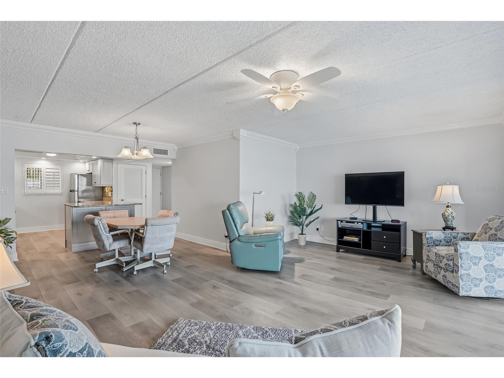 868 Bayway Boulevard #101 Clearwater Beach FL 33767 TB8488114 image15