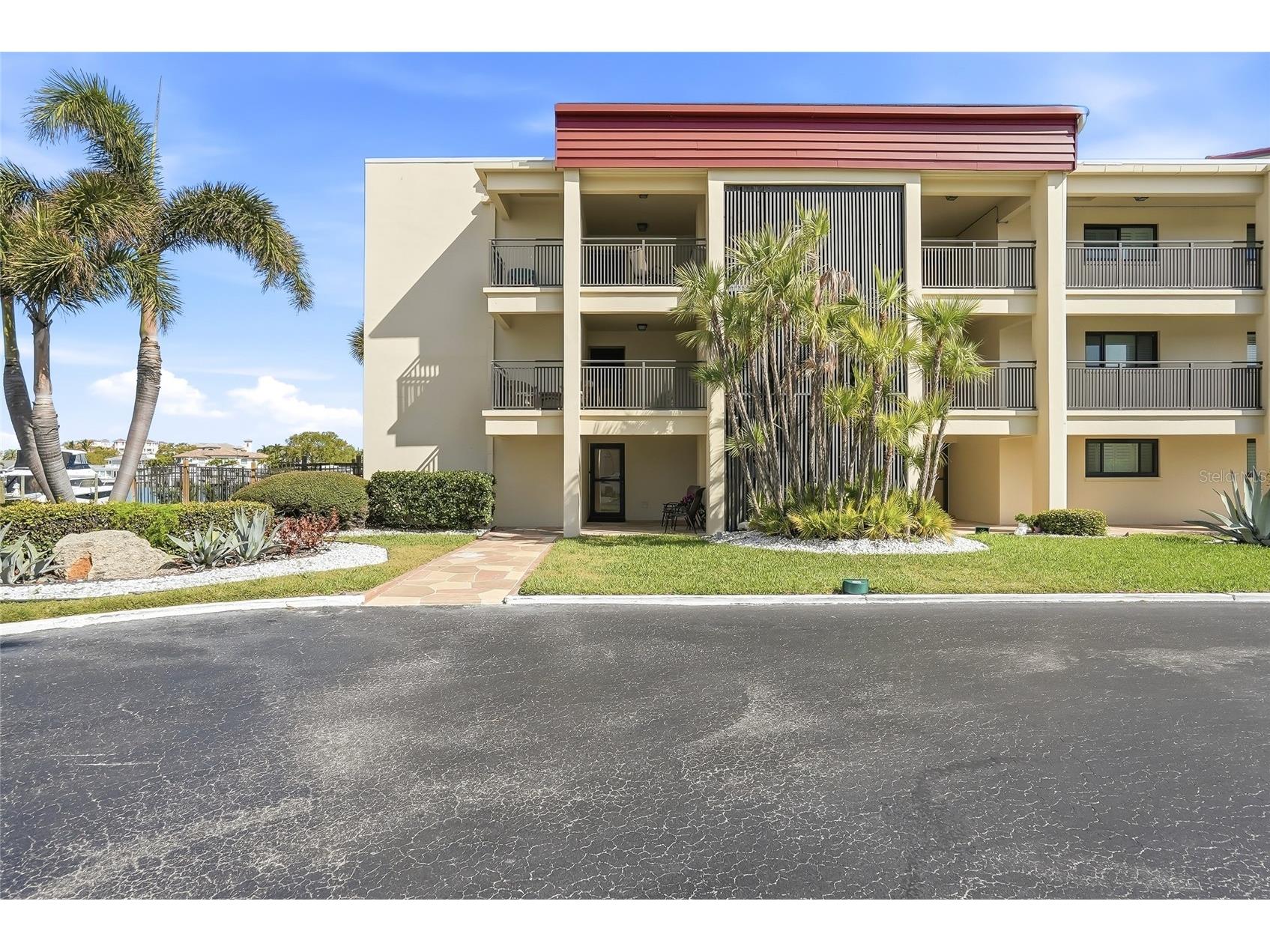 868 Bayway Boulevard #101 Clearwater Beach FL 33767 TB8488114 image47