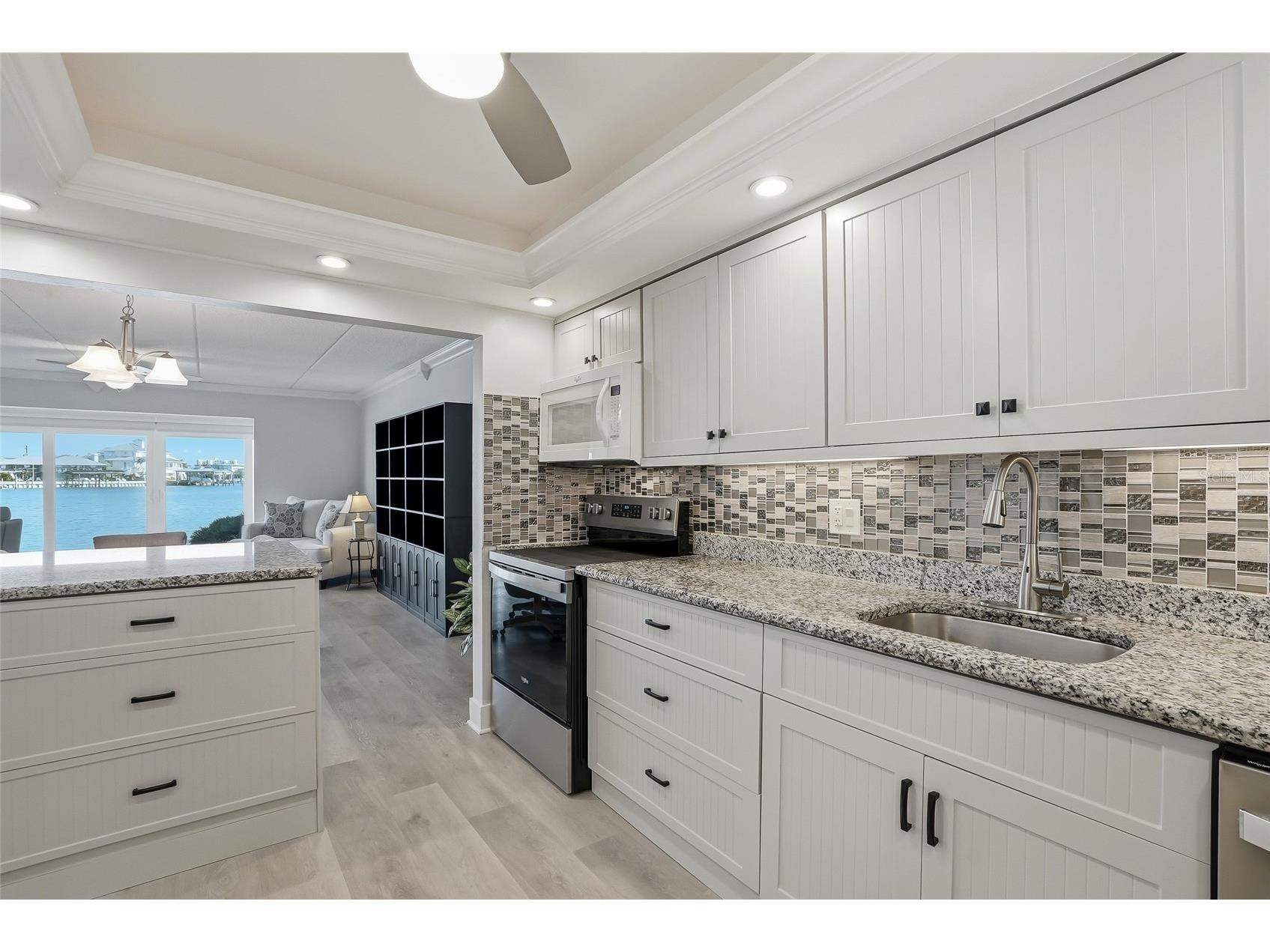 868 Bayway Boulevard #101 Clearwater Beach FL 33767 TB8488114 image9