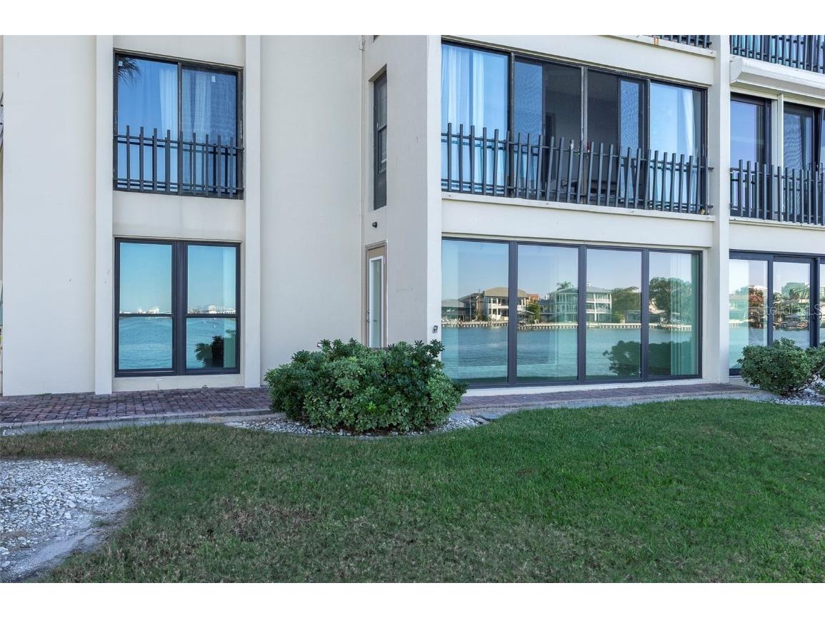 868 Bayway Boulevard #108 Clearwater Beach FL 33767 TB8456492 image32