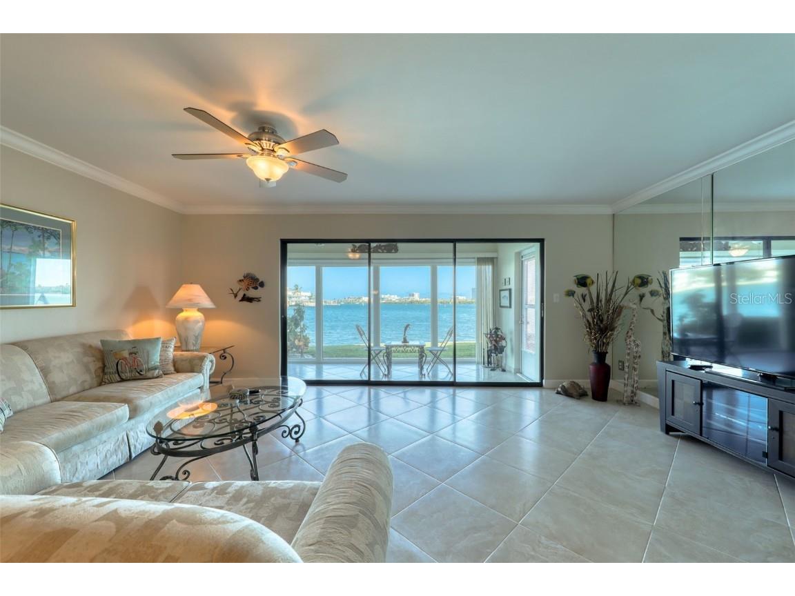868 Bayway Boulevard #108 Clearwater Beach FL 33767 TB8456492 image5