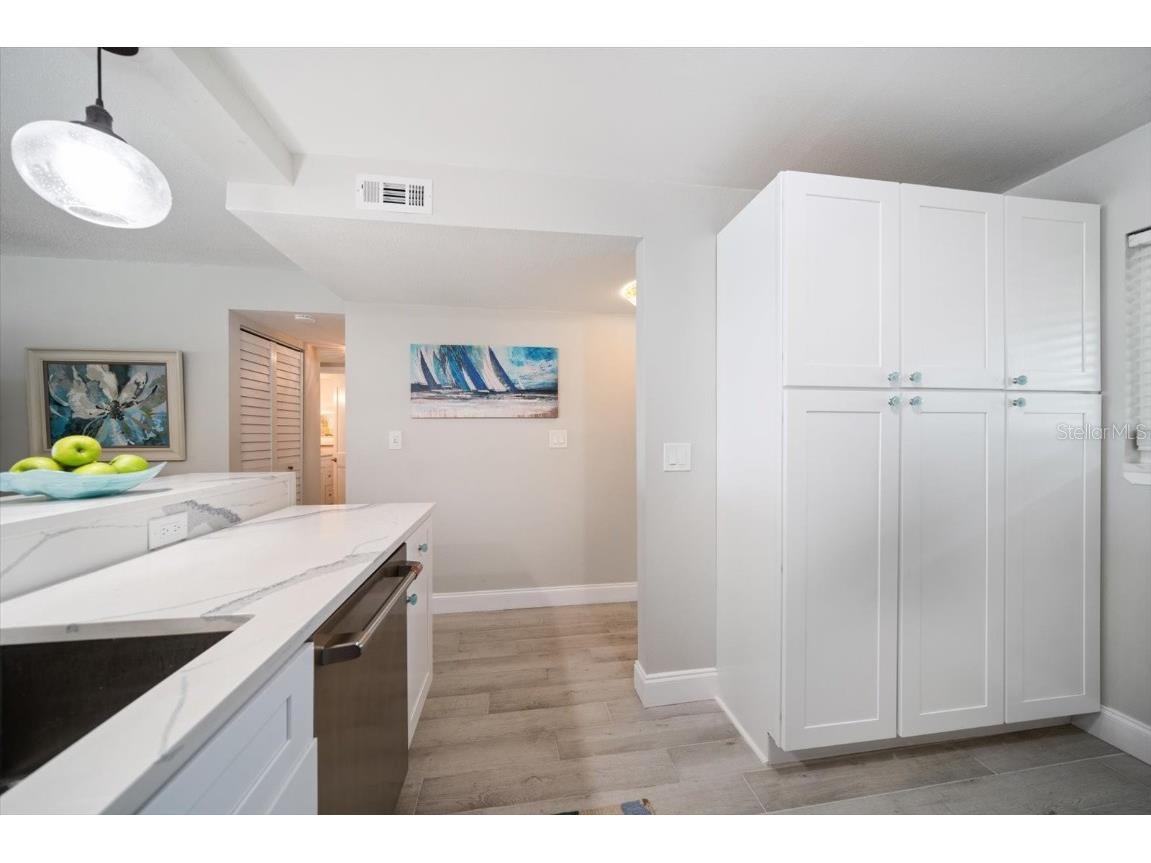 868 Bayway Boulevard #206 Clearwater Beach FL 33767 - INTRACOASTAL TB8382760 image10