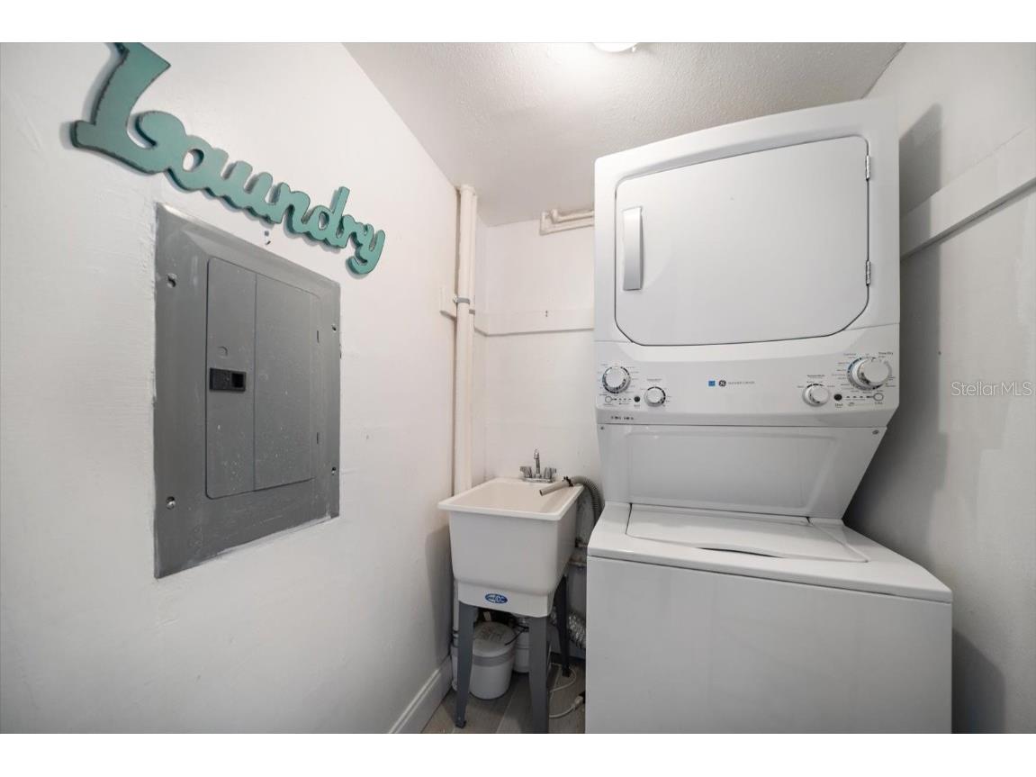 868 Bayway Boulevard #206 Clearwater Beach FL 33767 - INTRACOASTAL TB8382760 image26