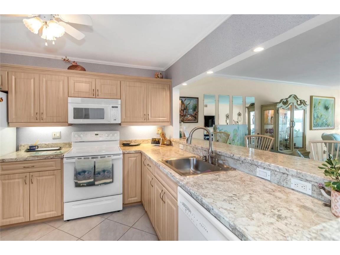 868 Bayway Boulevard #312 Clearwater FL 33767 - CLEARWATER BAY U8169958 image15