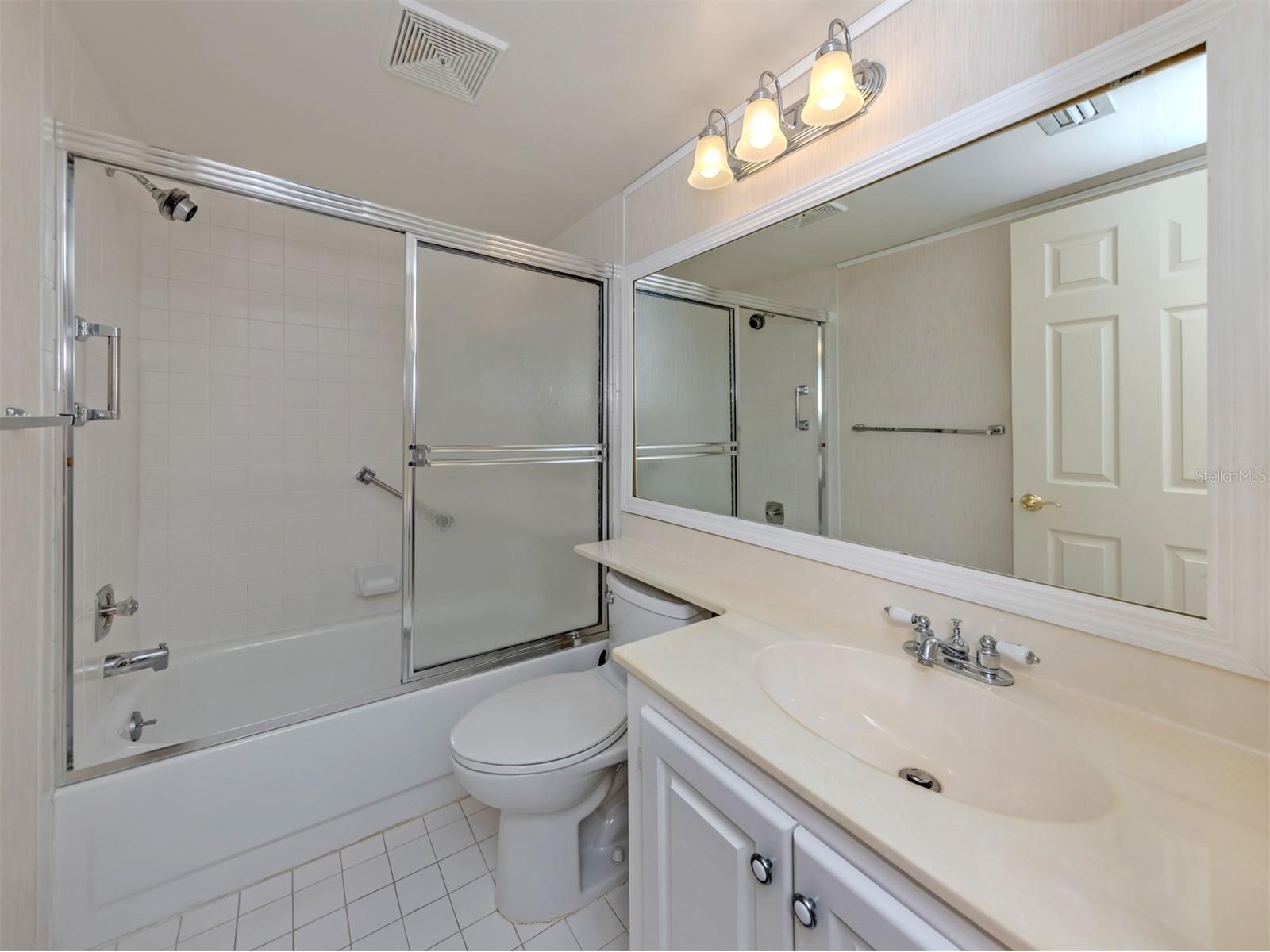868 Bird Bay Way #197 Venice FL 34285 A4693292 image17