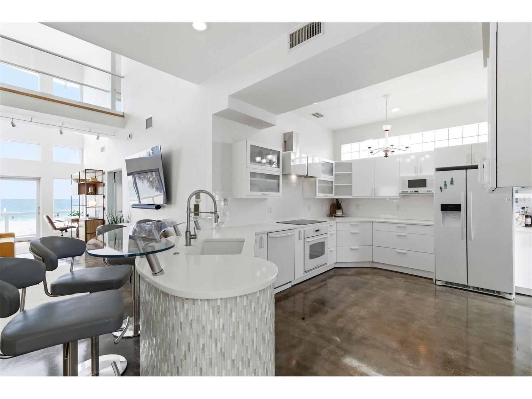 8680 W Gulf Boulevard Treasure Island FL 33706 - GULF OF MEXICO TB8492418 image12