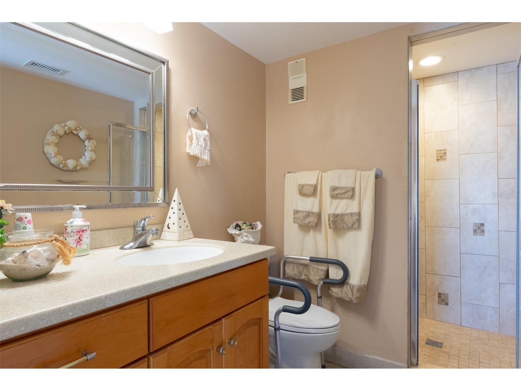 8681 Bardmoor Boulevard #601C (301) Seminole FL 33777 TB8467024 image19