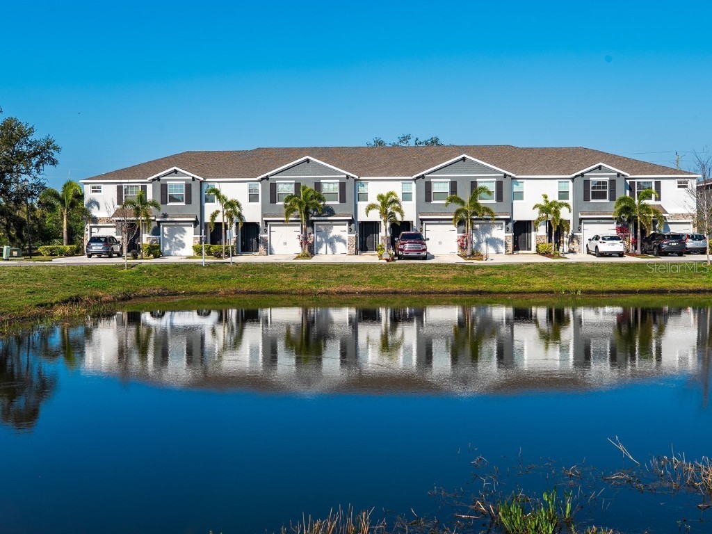 8681 Daydream Street Sarasota FL 34238 A4643487 image1