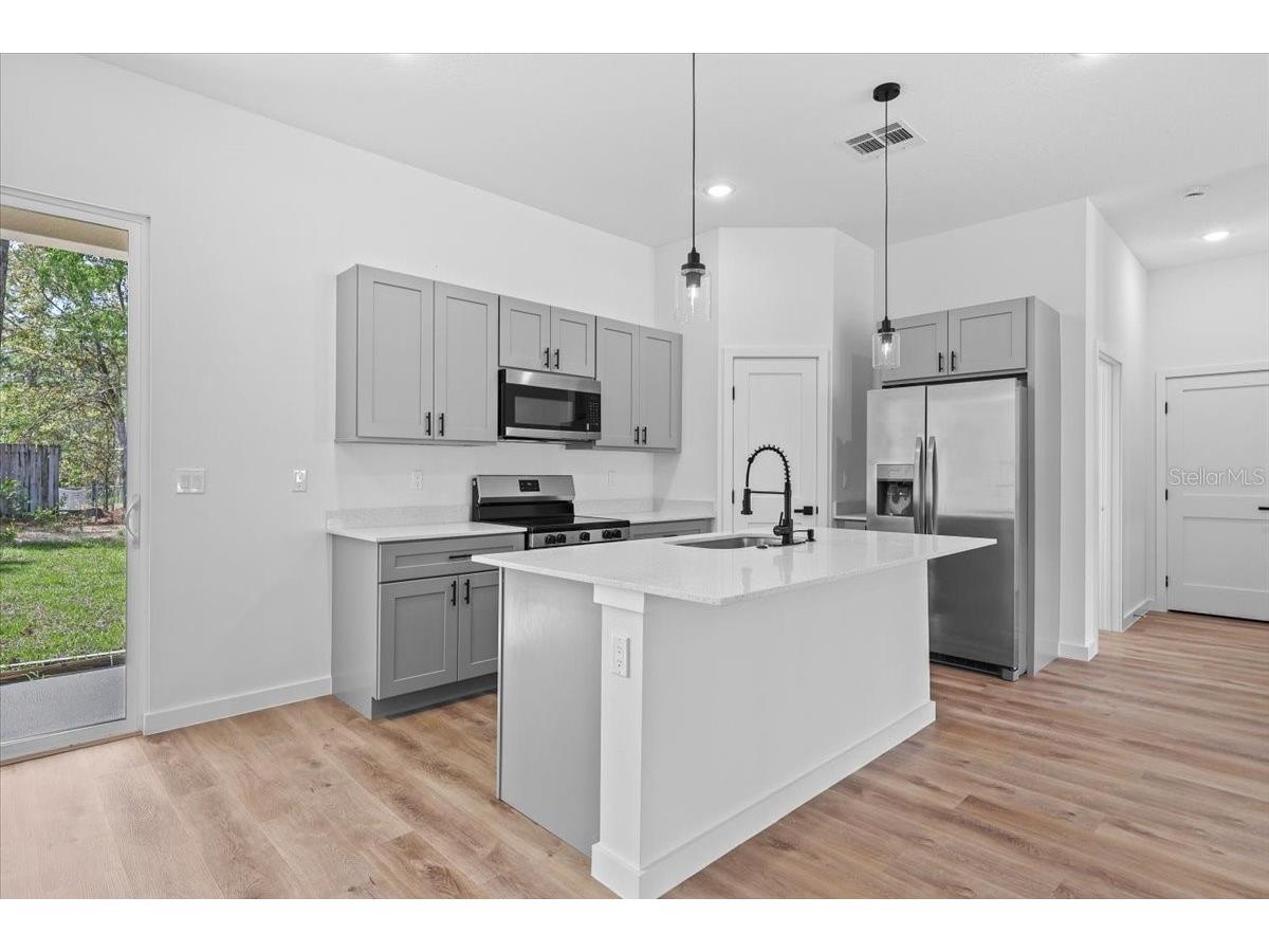 8681 N Circular Way Citrus Springs FL 34434 O6399306 image4