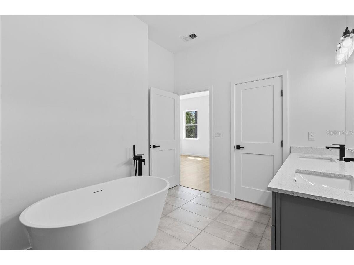 8681 N Circular Way Citrus Springs FL 34434 O6399306 image9