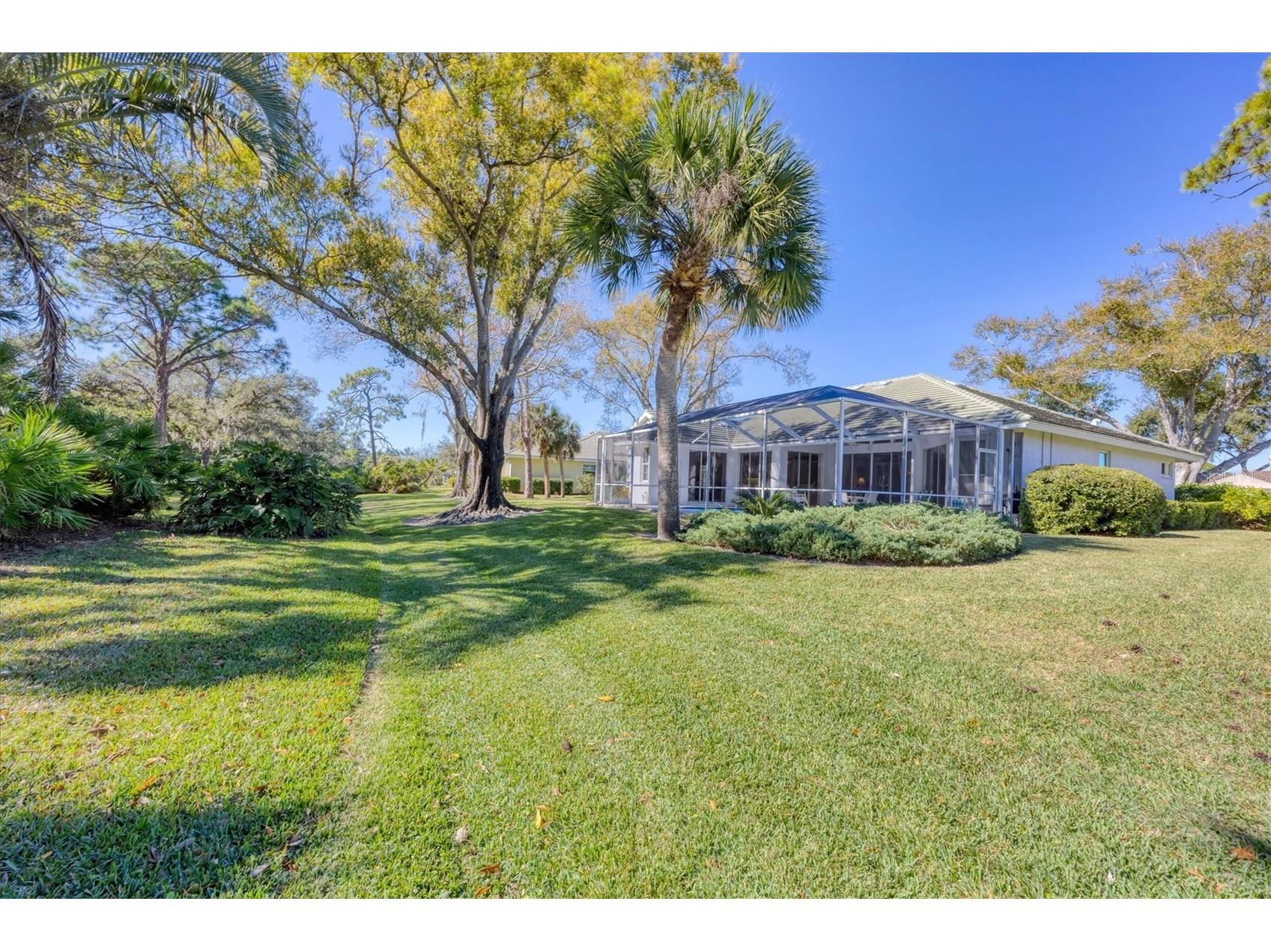 8684 Woodbriar Drive Sarasota FL 34238 A4684548 image31