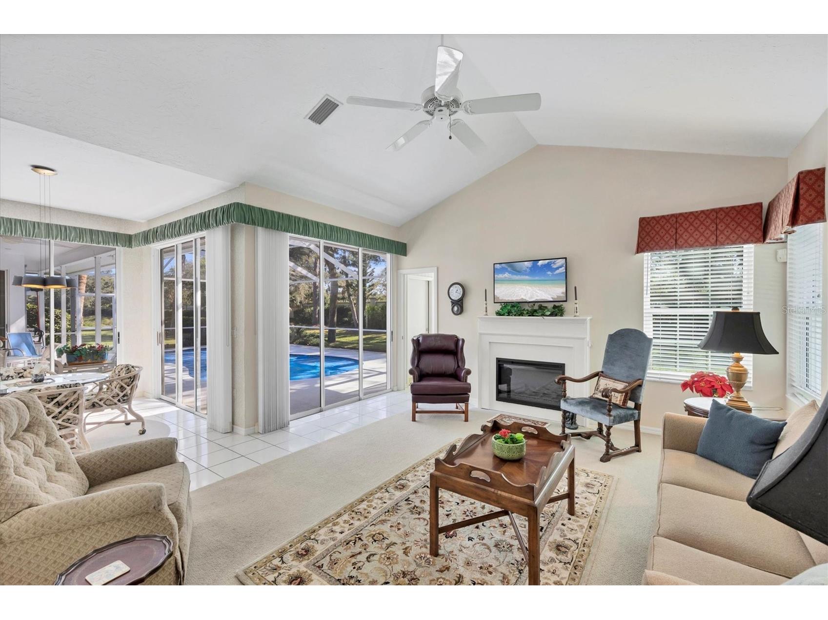 8684 Woodbriar Drive Sarasota FL 34238 A4684548 image5