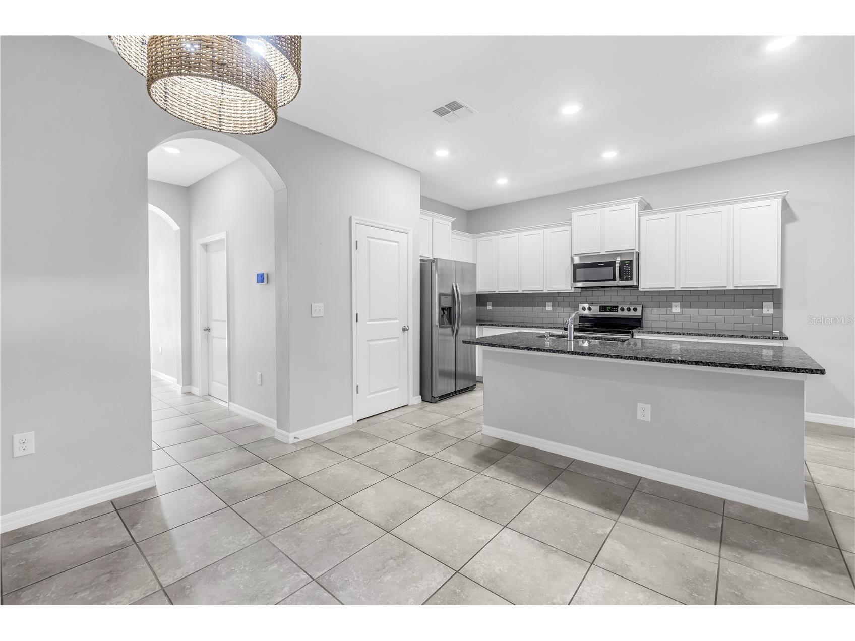 8685 Daydream Street Sarasota FL 34238 A4689829 image9