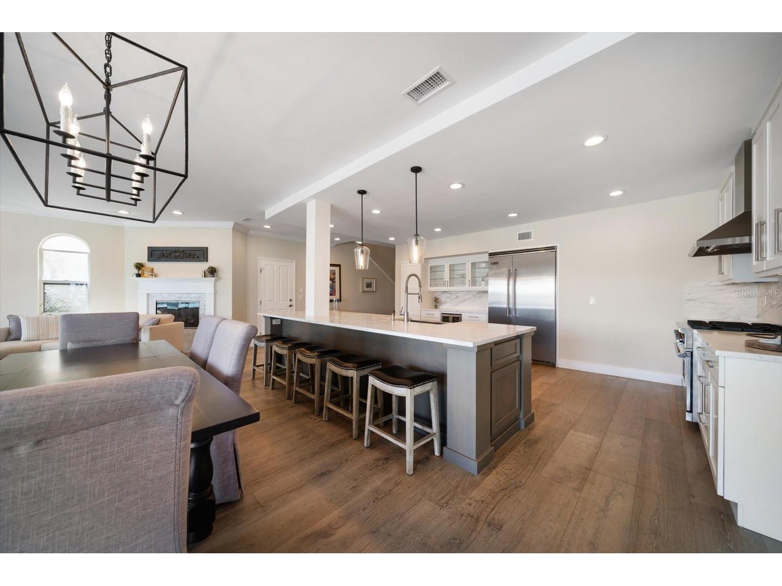 8685 E Bay Drive Treasure Island FL 33706 - BLIND PASS WATERWAY TB8487230 image11