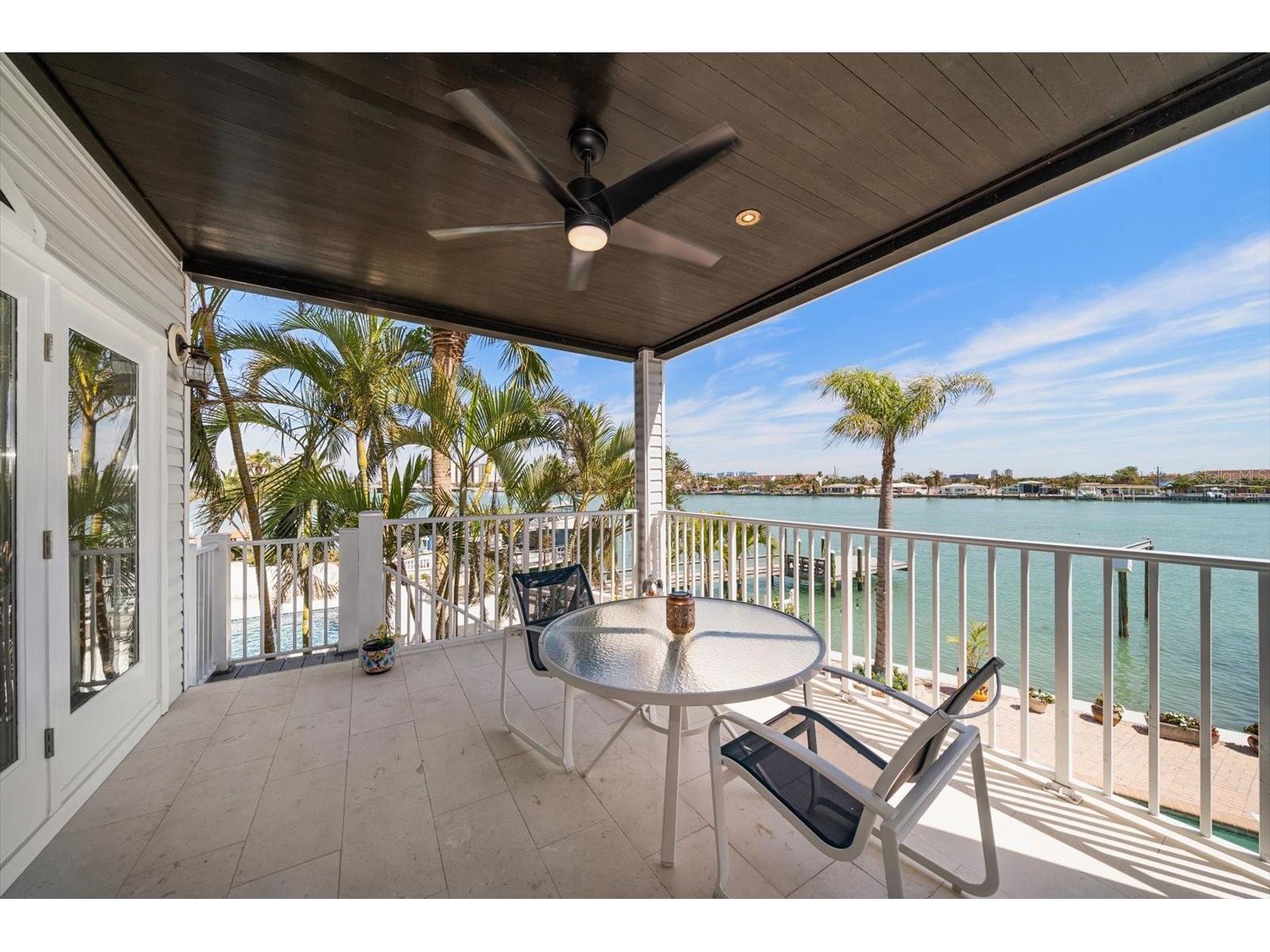 8685 E Bay Drive Treasure Island FL 33706 - BLIND PASS WATERWAY TB8487230 image19