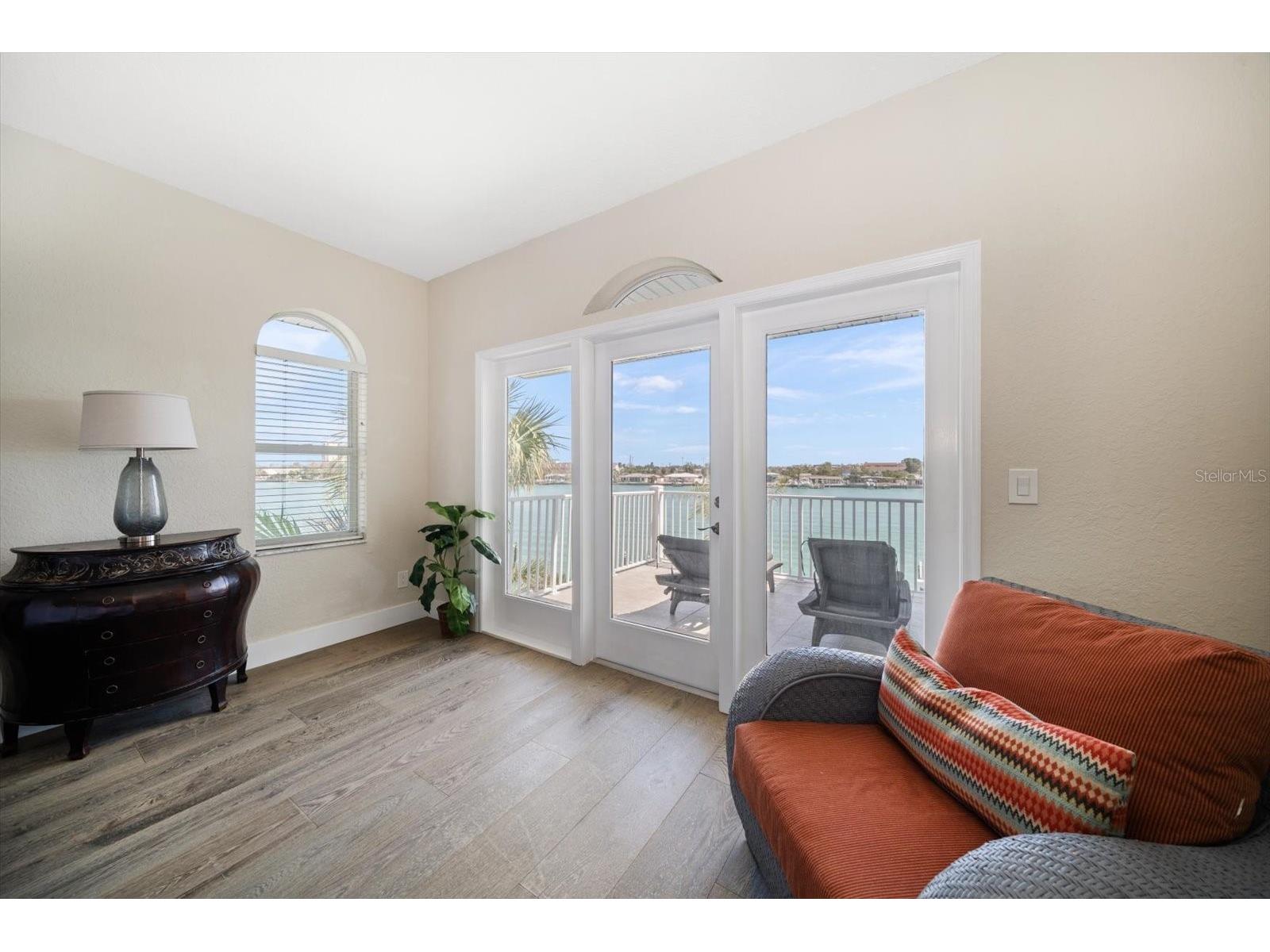 8685 E Bay Drive Treasure Island FL 33706 - BLIND PASS WATERWAY TB8487230 image27