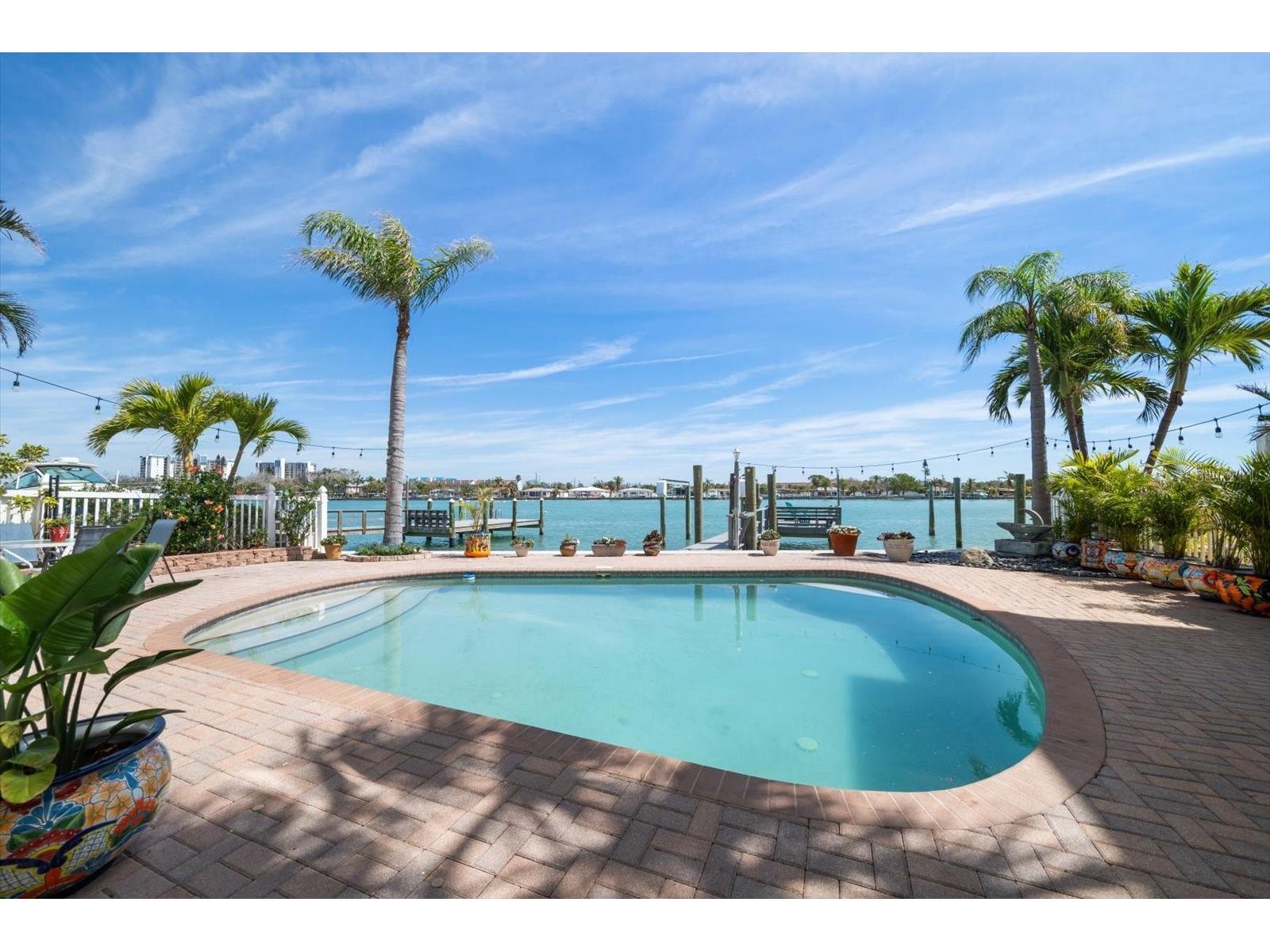 8685 E Bay Drive Treasure Island FL 33706 - BLIND PASS WATERWAY TB8487230 image45