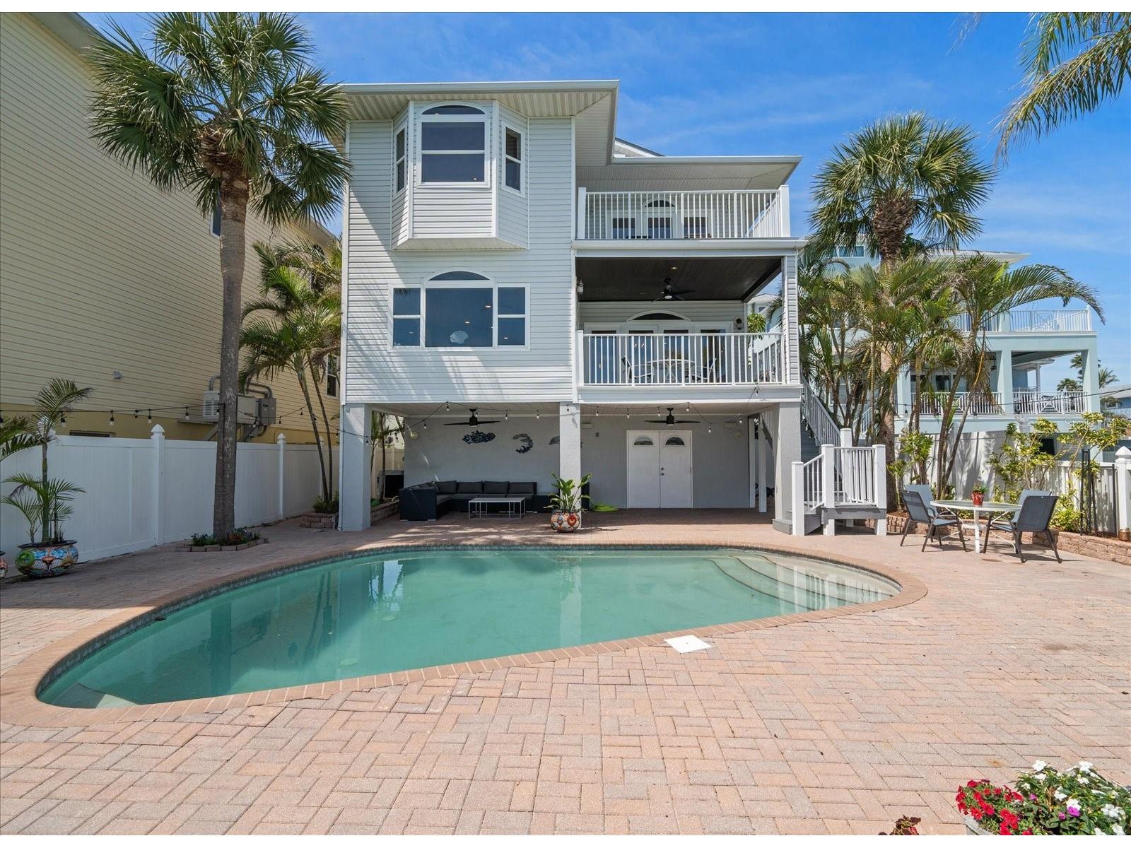 8685 E Bay Drive Treasure Island FL 33706 - BLIND PASS WATERWAY TB8487230 image5