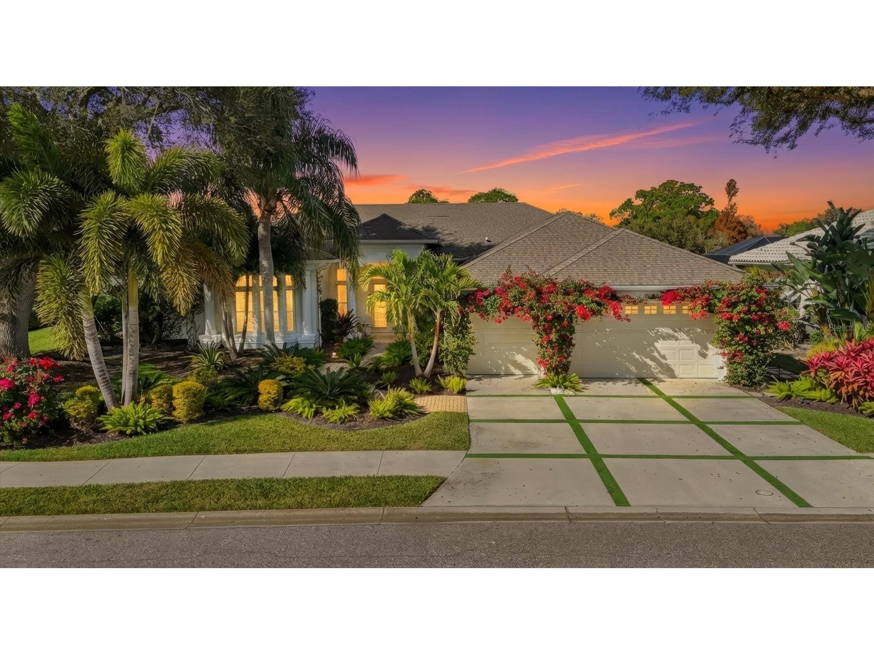 8687 Woodbriar Drive Sarasota FL 34238 A4677032 image1