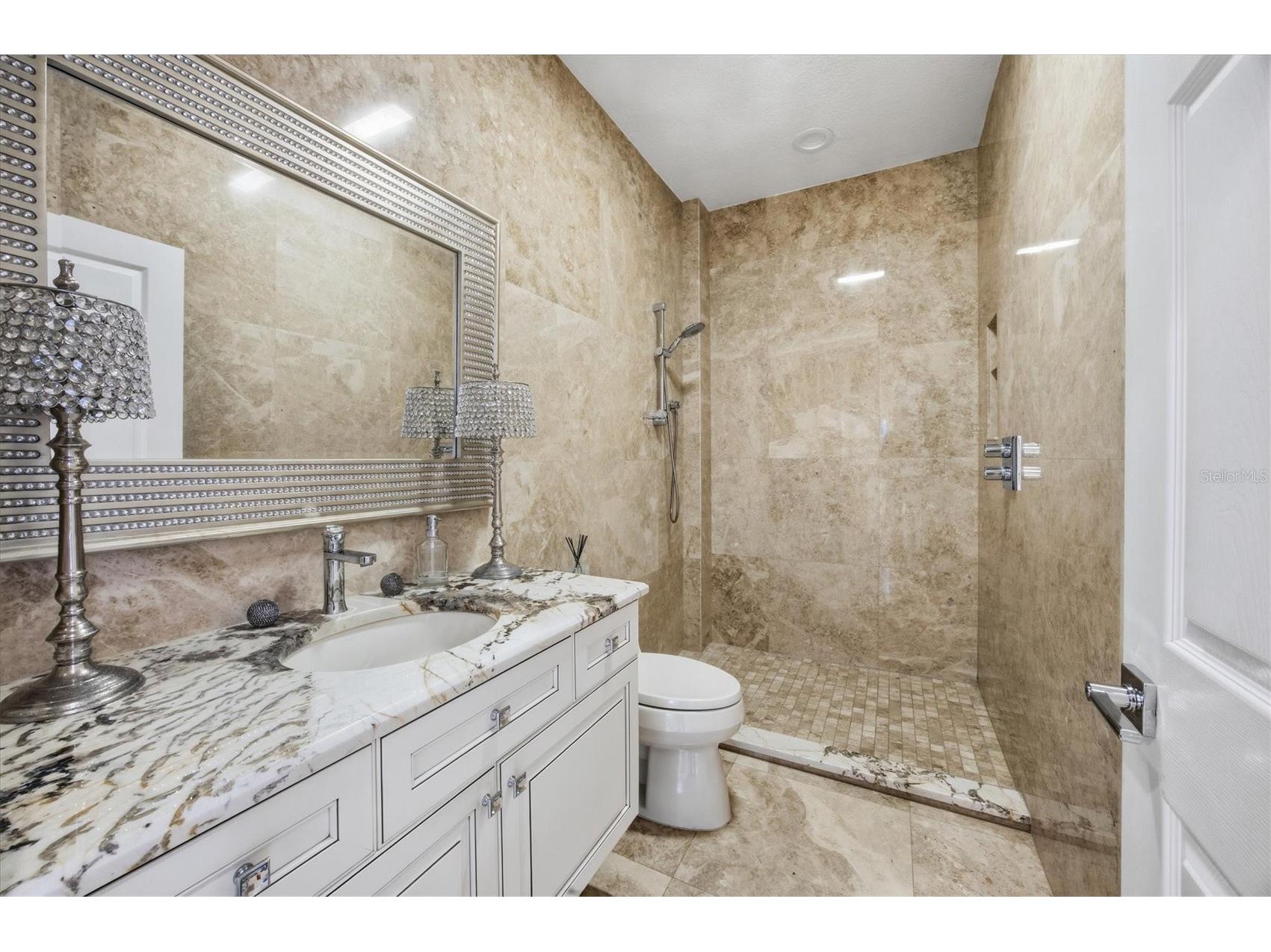 8687 Woodbriar Drive Sarasota FL 34238 A4677032 image35