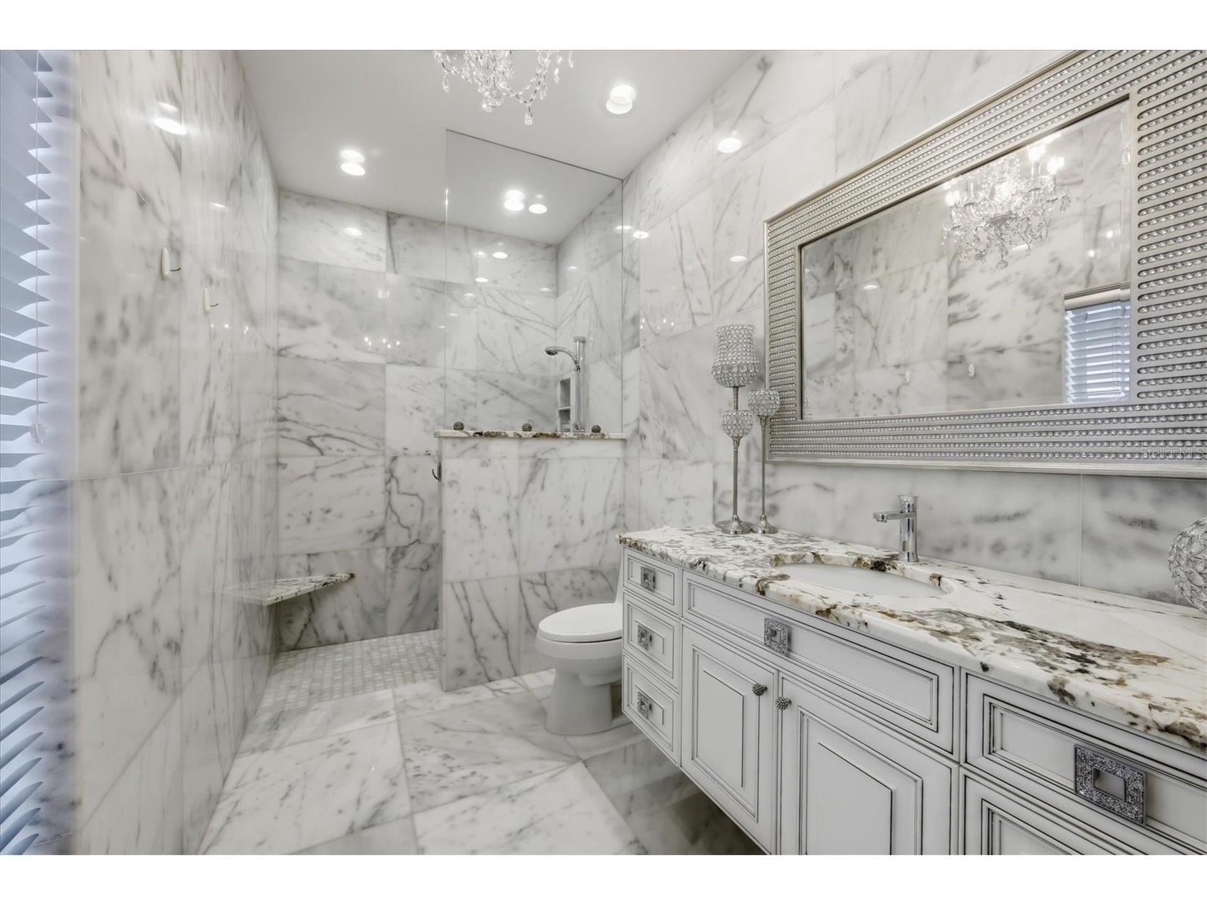 8687 Woodbriar Drive Sarasota FL 34238 A4677032 image36