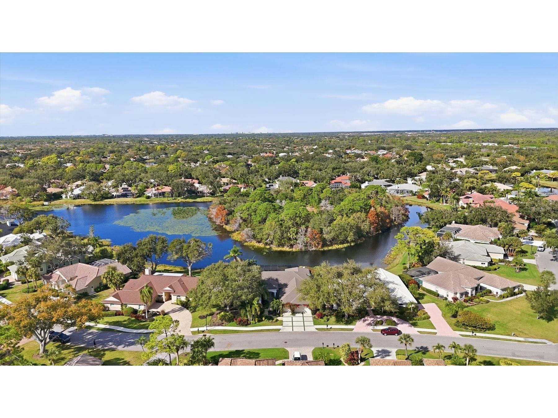 8687 Woodbriar Drive Sarasota FL 34238 A4677032 image5