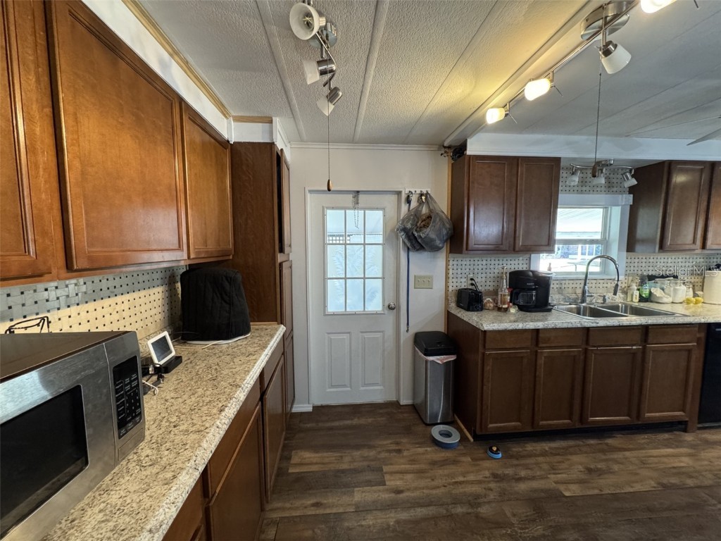 8689 Breeze Hill Drive Lake Wales FL 33898 - LAKE WALK IN WATER P4934253 image17