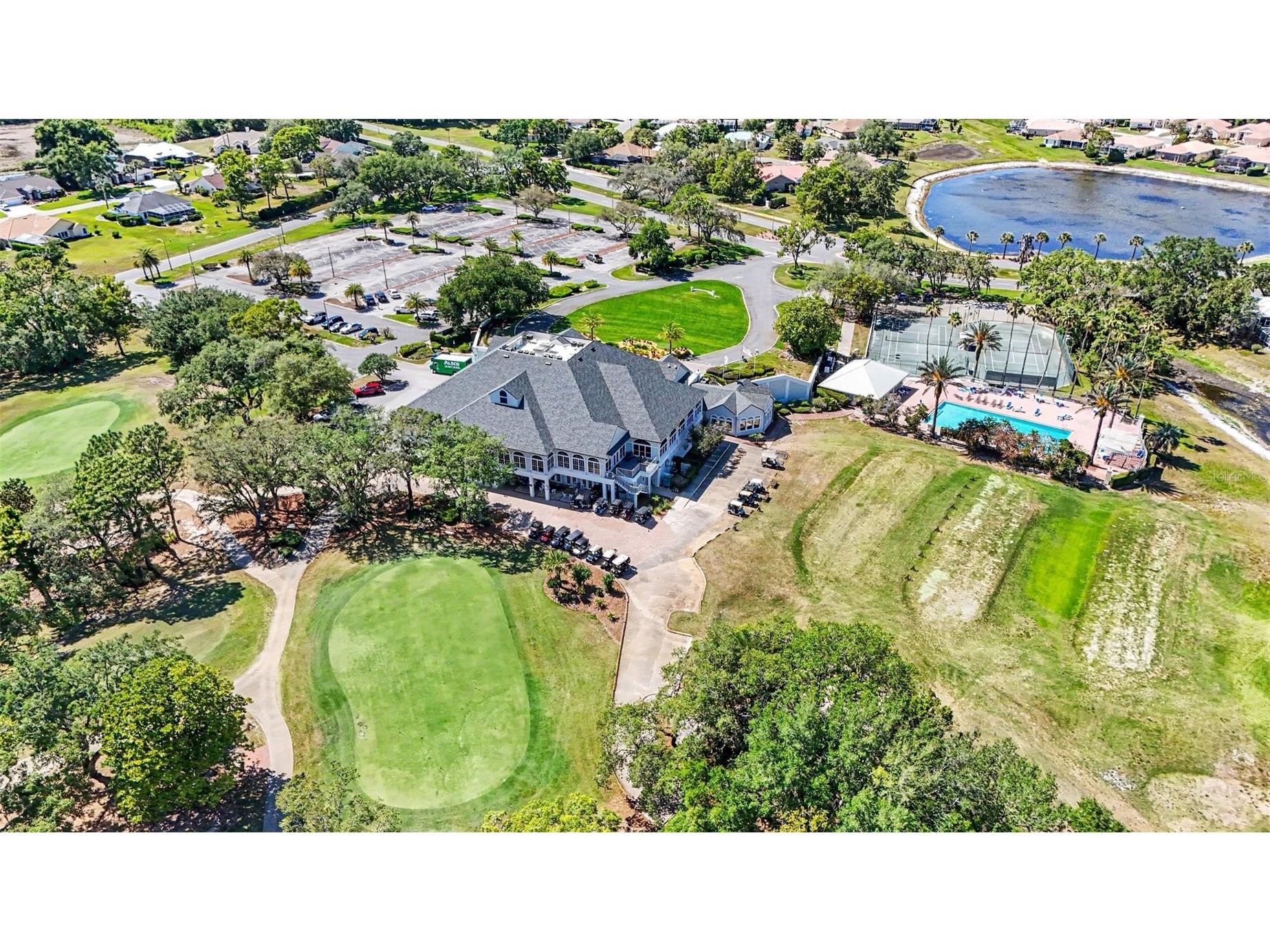 8689 Mississippi Run Weeki Wachee FL 34613 TB8506613 image36