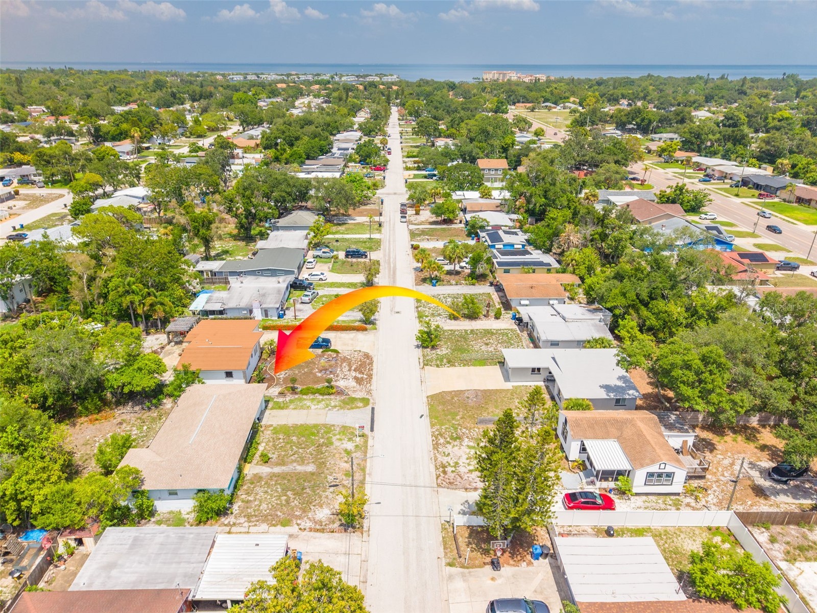 869 53rd Avenue S Saint Petersburg FL 33705 TB8526397 image2
