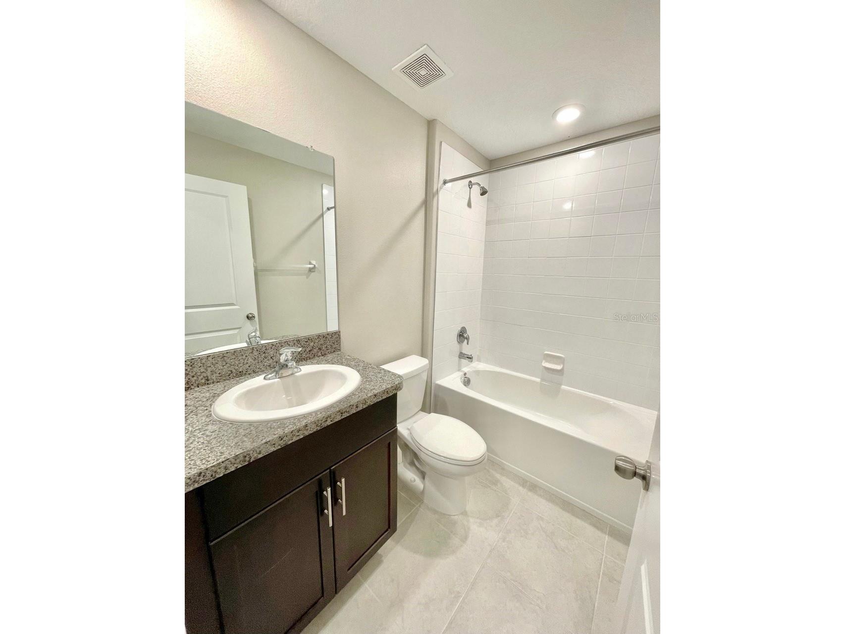 869 Anchor Bend Drive Ruskin FL 33570 TB8486601 image10