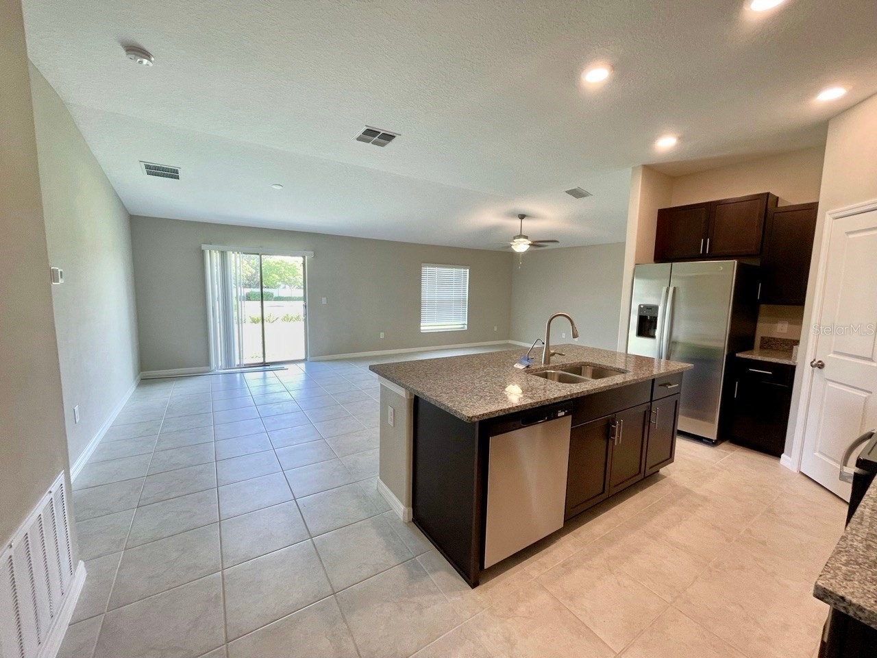 869 Anchor Bend Drive Ruskin FL 33570 TB8486601 image2