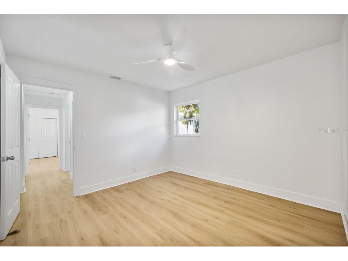 869 Deville Drive E Largo FL 33771 TB8447913 image25