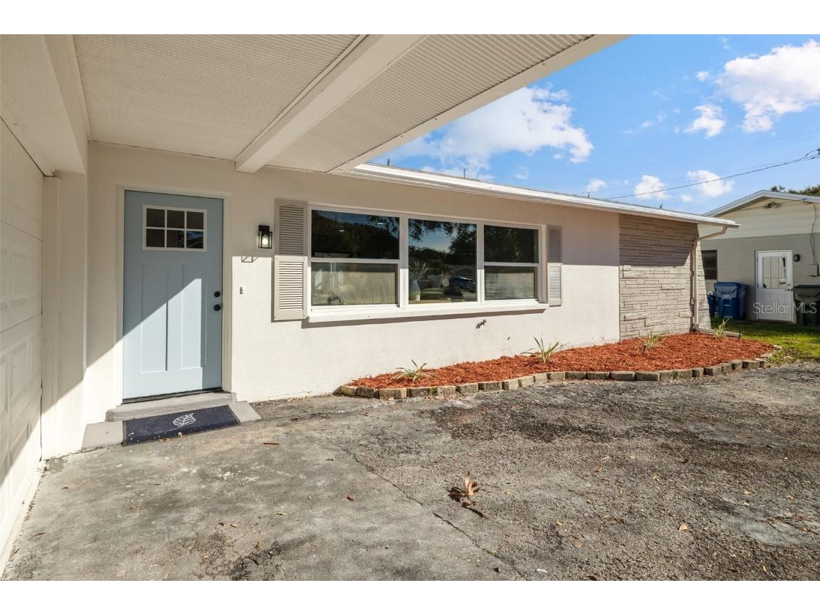 869 Deville Drive E Largo FL 33771 TB8447913 image4