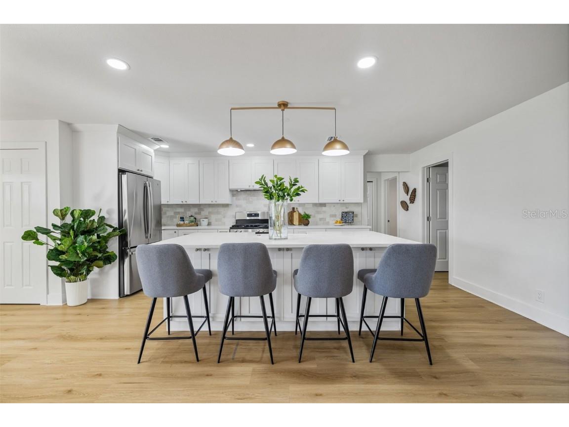 869 Deville Drive E Largo FL 33771 TB8447913 image8