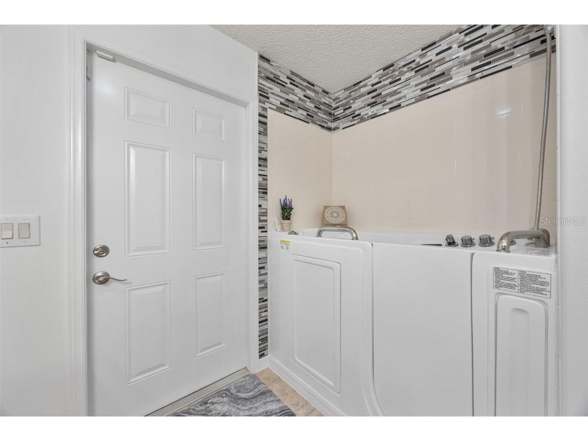 8690 SE 173rd Wisteria Street The Villages FL 32162 G5096304 image14