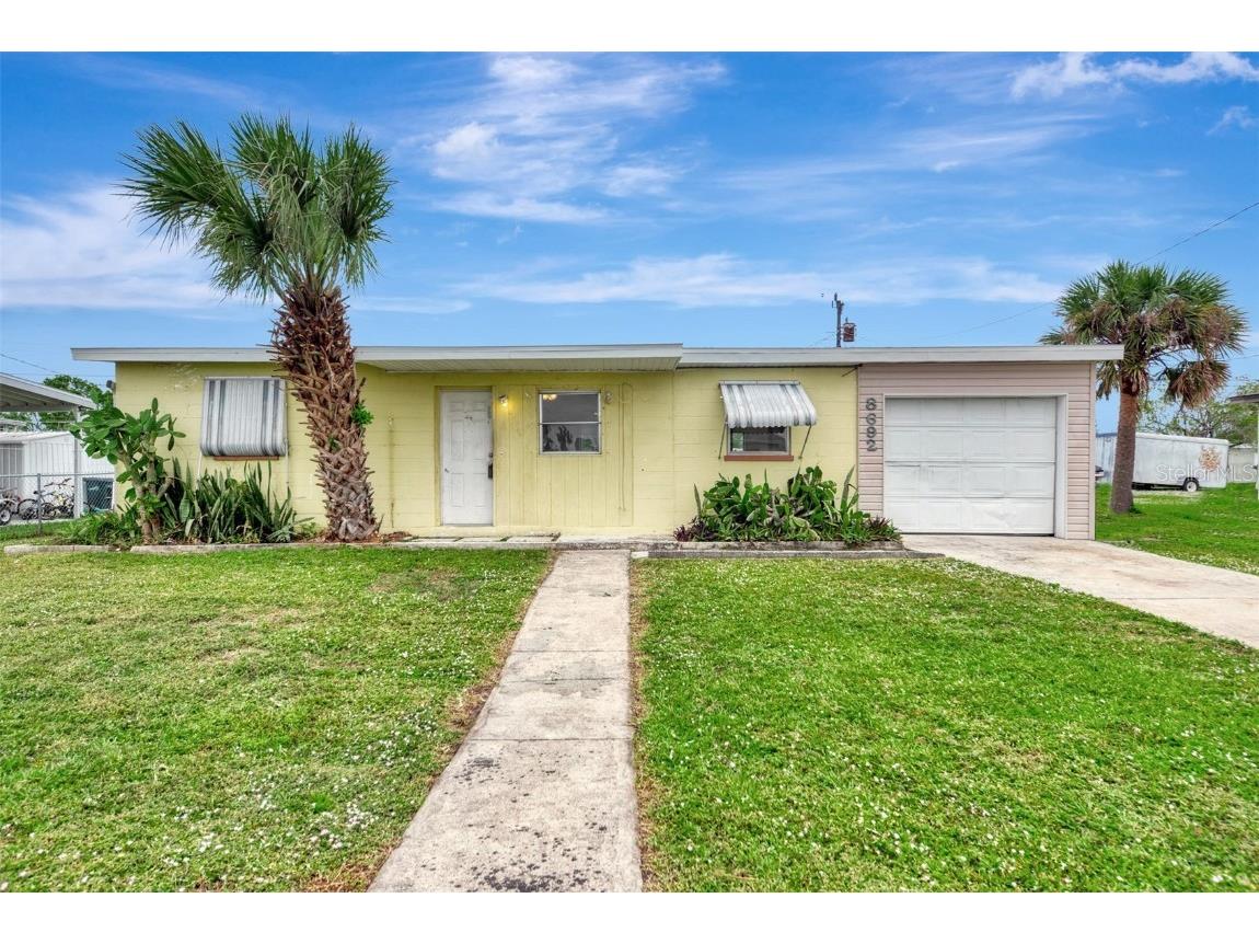 8692 Agress Avenue North Port FL 34287 C7468357 image1