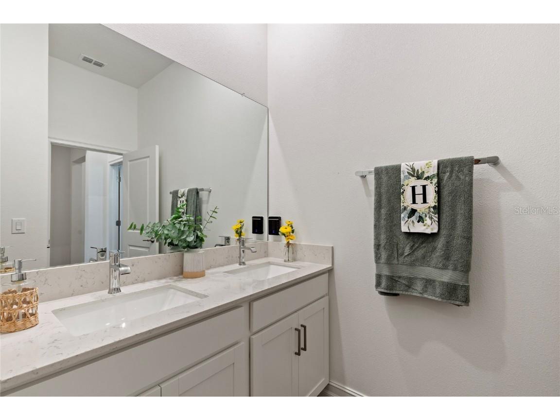 8692 Little Bluestem Drive Land O Lakes FL 34637 TB8446493 image10