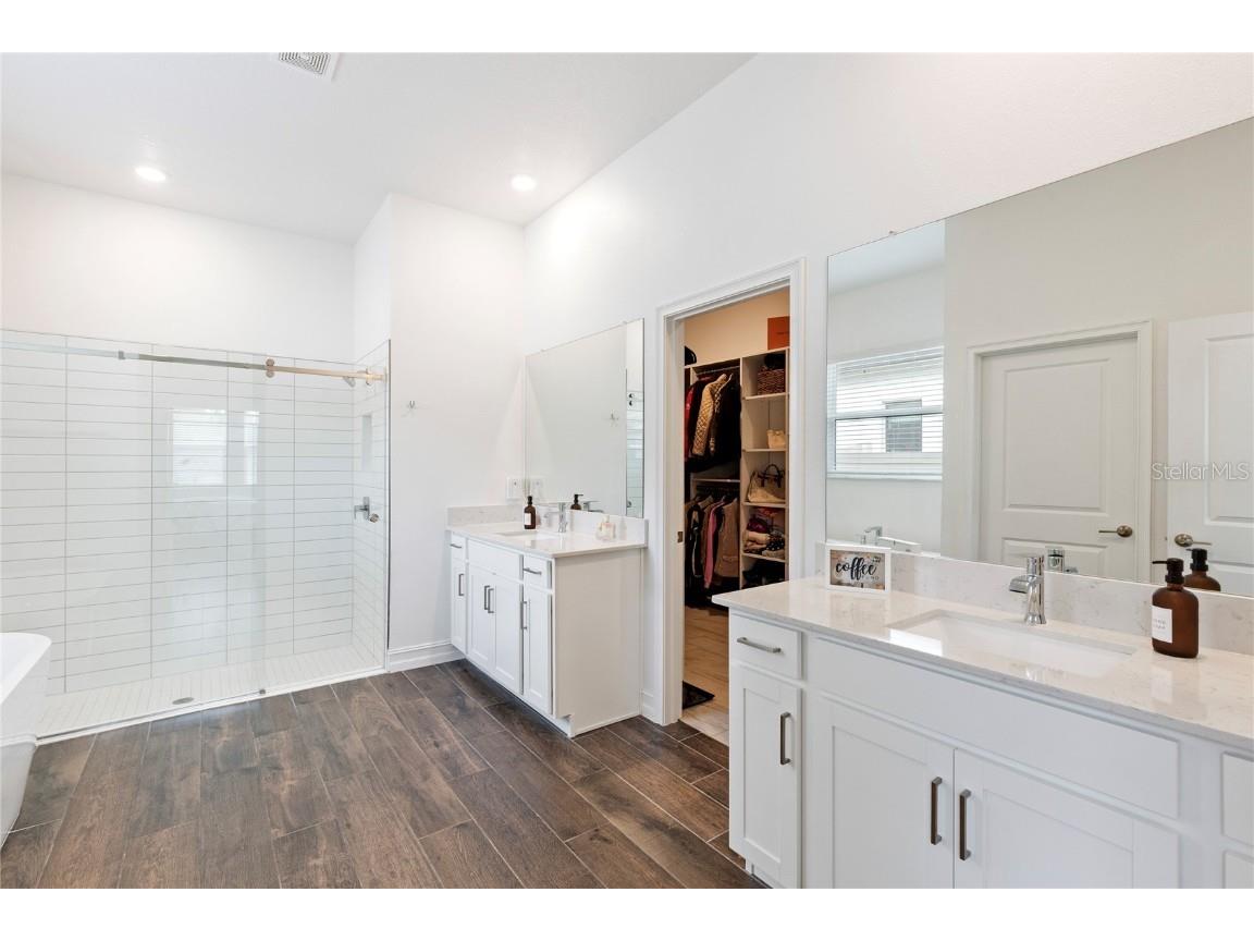 8692 Little Bluestem Drive Land O Lakes FL 34637 TB8446493 image37