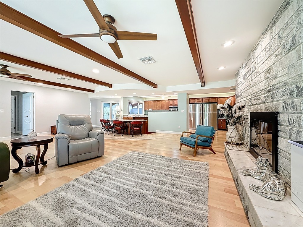 8693 15th Street N Saint Petersburg FL 33702 TB8433697 image28