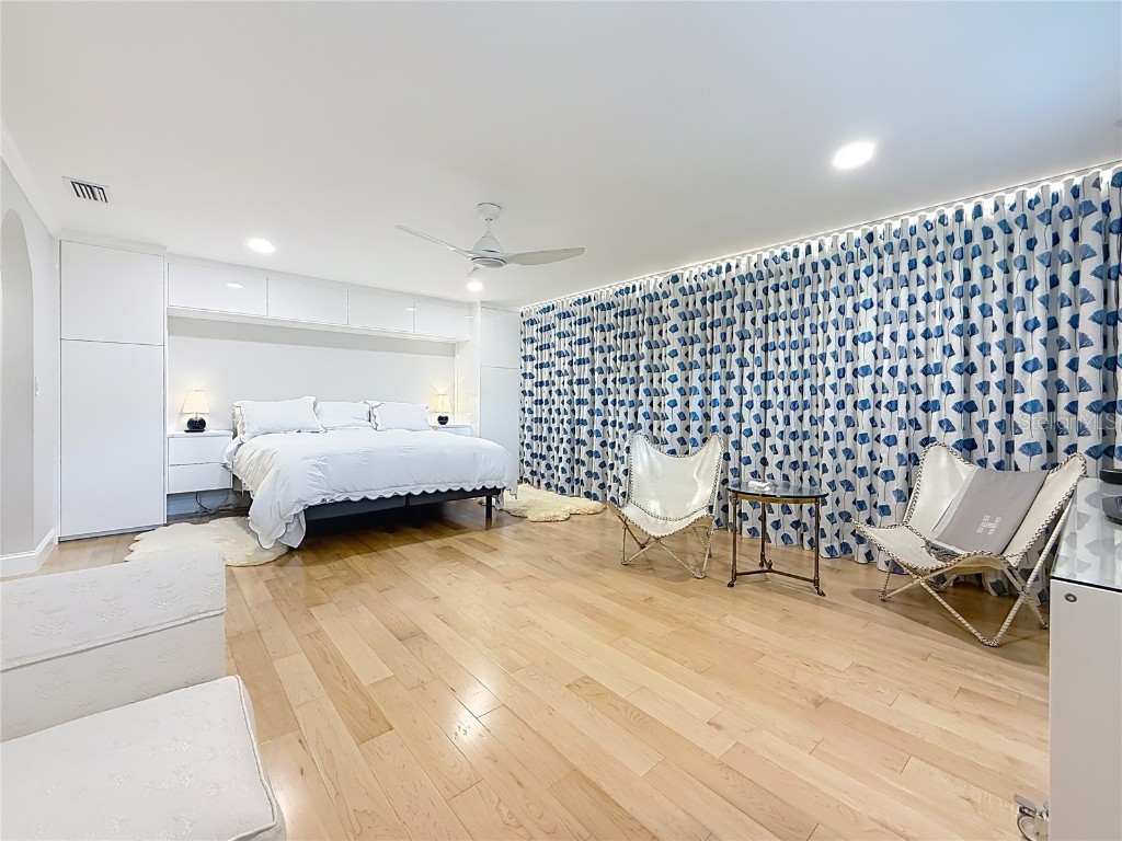 8693 15th Street N Saint Petersburg FL 33702 TB8433697 image41