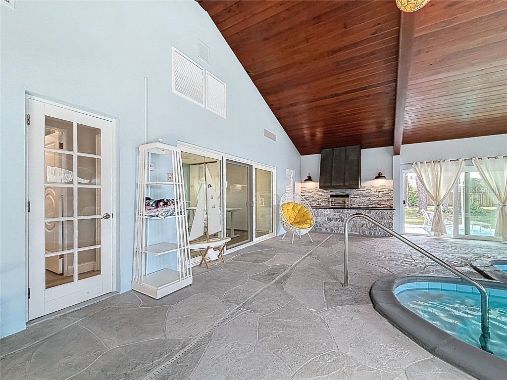 8693 15th Street N Saint Petersburg FL 33702 TB8433697 image77